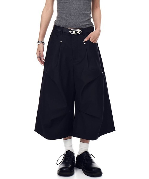 Ressaca(レサーカ)の「ワイドスラックスハーフパンツ(スラックス・メンズ・グレー/ブラック・L/XL/M)」の2枚目の写真
