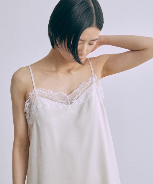 EN NEUME（エンノイム）の「Silky Lace Cami Dress（ワンピース・レディース・ピンク/ブルー/アイボリー・FREE）」の6枚目の写真