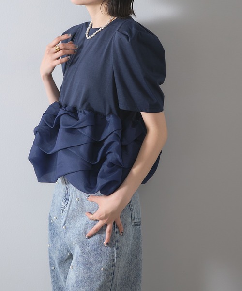 each（イーチ）の「ボリュームヘムフリルパワショルプルオーバー（Tシャツ/カットソー・レディース・ネイビー/ホワイト/ブラック・FREE）」の21枚目の写真
