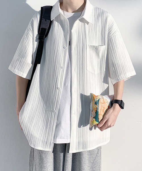 KELVIN(ケルヴァン)の「Pleated Oversized Short Sleeve Shirt プリーツオーバーサイズ半袖シャツ(シャツ/ブラウス・メンズ・ブラック/ホワイト・MEDIUM/LARGE)」の8枚目の写真