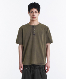 KICHUL（キチョル）の「Military Salt Henley T-shirt (Washed Brown)（Tシャツ/カットソー）」