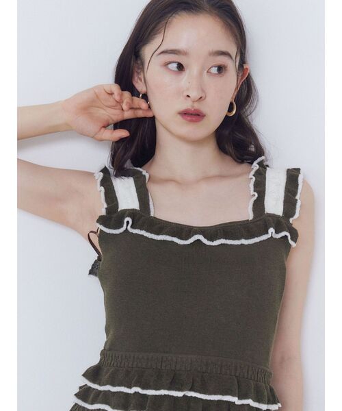 LAGUNAMOON(ラグナムーン)の「フリルバイカラーニットワンピース 【夏服】(ワンピース・レディース・ブラック/ベージュ/カーキ・MEDIUM/SMALL)」の6枚目の写真