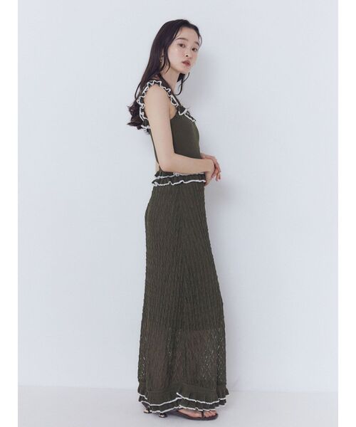 LAGUNAMOON(ラグナムーン)の「フリルバイカラーニットワンピース 【夏服】(ワンピース・レディース・ブラック/ベージュ/カーキ・MEDIUM/SMALL)」の22枚目の写真