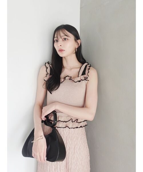 LAGUNAMOON(ラグナムーン)の「フリルバイカラーニットワンピース 【夏服】(ワンピース・レディース・ブラック/ベージュ/カーキ・MEDIUM/SMALL)」の12枚目の写真