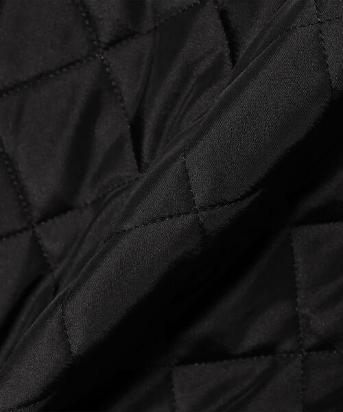 BEAMS F(ビームスエフ)の「Traditional Weatherwear / WAVERLY STUDS SHORT キルティング ジャケット(ブルゾン・メンズ・ブラック・36/38)」の13枚目の写真