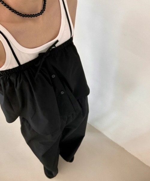 meJane(ミージェーン)の「フロントリボンキャミトップス × ワイドパンツ セットアップ(セットアップ・レディース・ブラック・FREE)」の2枚目の写真