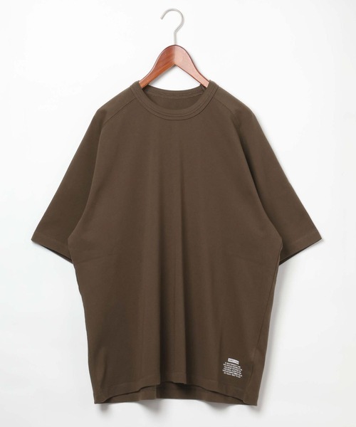 niko and...(ニコアンド)の「【ANDSEWN (アンドソーン)】ヘビーウェイトTシャツ(Tシャツ/カットソー・メンズ・ブラウン/ホワイト/ブラック・MEDIUM/LARGE)」の3枚目の写真