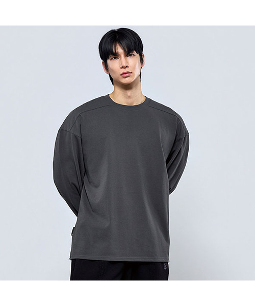 PHYSICAL GARMENTS（フィジカルガーメンツ）の「P2613 ヘビーカットオーバーサイズ長袖Tシャツ [3COLOR]（Tシャツ/カットソー・メンズ・ホワイト/ブラック/チャコール・MEDIUM/LARGE/X-LARGE/XX-LARGE）」の3枚目の写真
