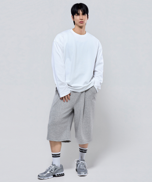 PHYSICAL GARMENTS（フィジカルガーメンツ）の「P2613 ヘビーカットオーバーサイズ長袖Tシャツ [3COLOR]（Tシャツ/カットソー・メンズ・ホワイト/ブラック/チャコール・MEDIUM/LARGE/X-LARGE/XX-LARGE）」の8枚目の写真