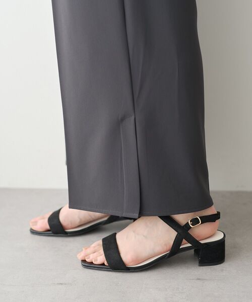 YECCA VECCA(イェッカヴェッカ)の「【接触冷感】COOLスリットワイドパンツ【セットアップ対応】(その他パンツ・レディース・アイボリー/チャコールグレー/ブルー・S/M)」の15枚目の写真