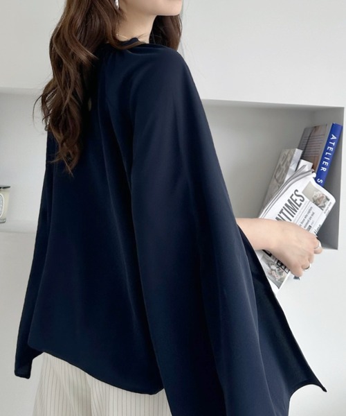 umune(ウムネ)の「ブラウスフレアスリーブフェミニン上品キレイめ体型カバーオフィカジデートお出かけ秋 冬(シャツ/ブラウス・レディース・ライトブルー/ネイビー/アイボリー・FREE)」の12枚目の写真
