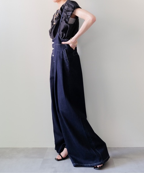 DOLLUPOOPS(ドールアップウップス)の「Flare Denim Salopette(フレアデニムサロペット)(サロペット/オーバーオール・レディース・ネイビー・MEDIUM)」の7枚目の写真