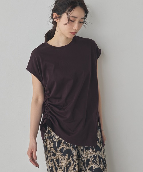 hunch(ハンチ)の「コンパクトスムース アシメデザイントップス(Tシャツ/カットソー・レディース・ブラック/グリーン/オフホワイト/ダークブラウン・FREE)」の3枚目の写真