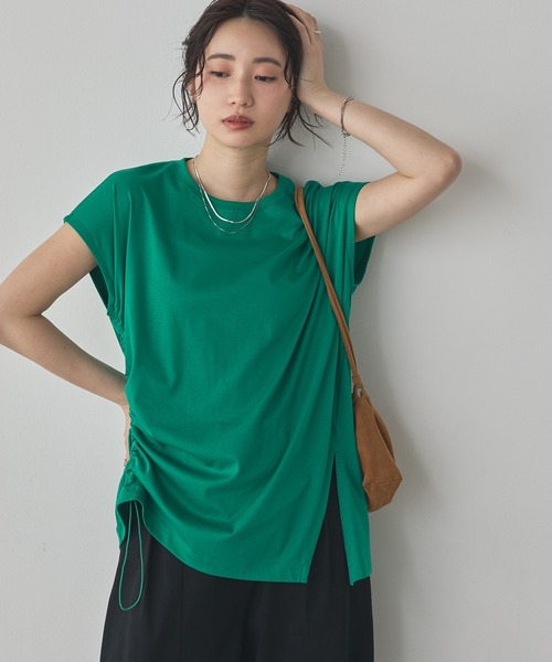 hunch(ハンチ)の「コンパクトスムース アシメデザイントップス(Tシャツ/カットソー・レディース・ブラック/グリーン/オフホワイト/ダークブラウン・FREE)」の4枚目の写真