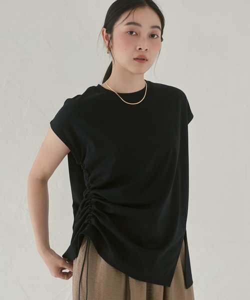 hunch(ハンチ)の「コンパクトスムース アシメデザイントップス(Tシャツ/カットソー・レディース・ブラック/グリーン/オフホワイト/ダークブラウン・FREE)」の21枚目の写真