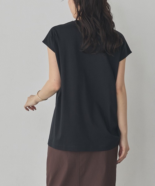 hunch(ハンチ)の「コンパクトスムース アシメデザイントップス(Tシャツ/カットソー・レディース・ブラック/グリーン/オフホワイト/ダークブラウン・FREE)」の15枚目の写真