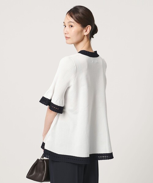 UNITED ARROWS(ユナイテッドアローズ)の「Vネック ニット ショートスリーブ チュニック(ニット/セーター・レディース・ネイビー/オフホワイト/ダークグレー・FREE)」の8枚目の写真