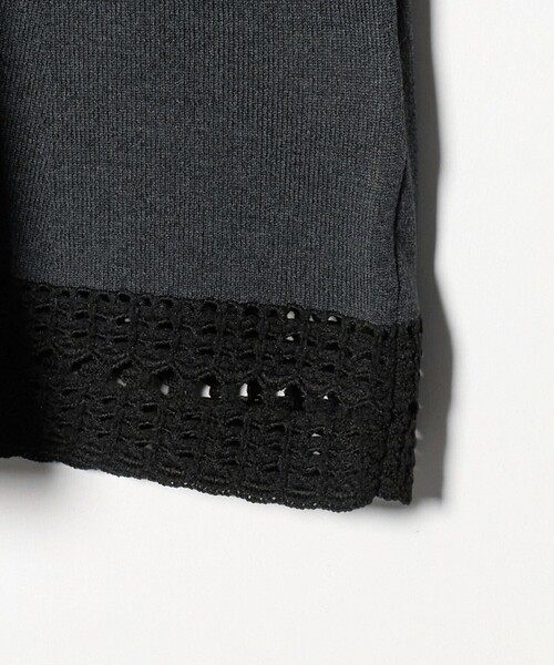 UNITED ARROWS(ユナイテッドアローズ)の「Vネック ニット ショートスリーブ チュニック(ニット/セーター・レディース・ネイビー/オフホワイト/ダークグレー・FREE)」の19枚目の写真