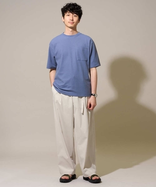 a.v.v(アーヴェヴェ)の「\ジャケットインにもおすすめ!/ハニカムジャカードクルーネックカットソー【接触冷感/遮熱洗濯機で洗える/イージーケア/毛玉になりにくい】(Tシャツ/カットソー・メンズ・ライトグレー/ブルー/オレンジ・50/48/46)」の10枚目の写真