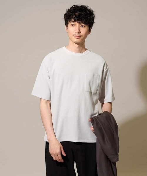 a.v.v(アーヴェヴェ)の「\ジャケットインにもおすすめ!/ハニカムジャカードクルーネックカットソー【接触冷感/遮熱洗濯機で洗える/イージーケア/毛玉になりにくい】(Tシャツ/カットソー・メンズ・ライトグレー/ブルー/オレンジ・50/48/46)」の13枚目の写真