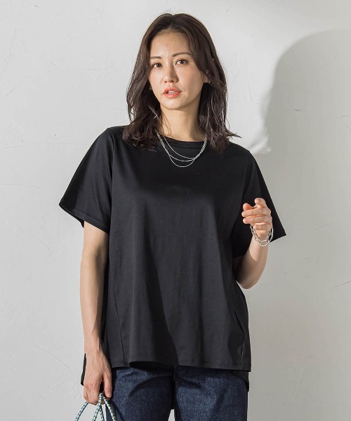 LAUTREAMONT(ロートレアモン)の「【WEB限定】≪気分で選べる!≫ジュエリーカラーカットソー(Tシャツ/カットソー・レディース・ネイビー/ピンク/イエロー/レッド/ブラック/パープル/ブルー/ホワイト/ベージュ/ブラウン/キャメル/グリーン・9号/11号)」の14枚目の写真