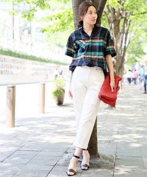 LEPSIM（レプシィム）の「ペーパークリテクラッチショルダーバッグ　711845（ショルダーバッグ・レディース・レッド/ブラック/ベージュ・ONE SIZE）」の19枚目の写真