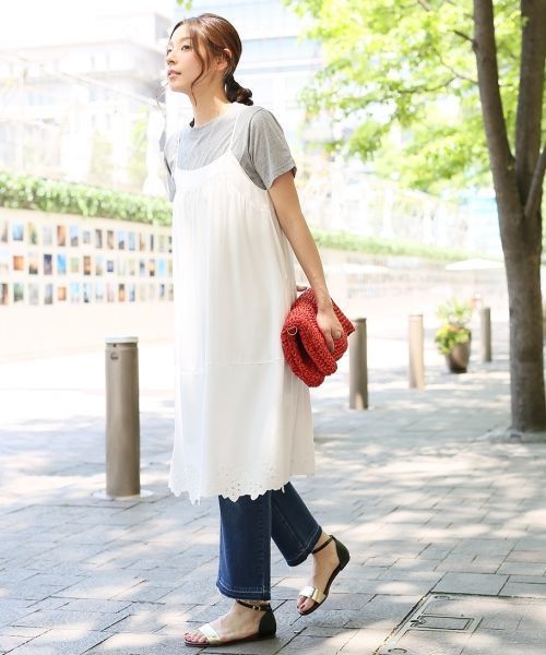 LEPSIM（レプシィム）の「ペーパークリテクラッチショルダーバッグ　711845（ショルダーバッグ・レディース・レッド/ブラック/ベージュ・ONE SIZE）」の20枚目の写真