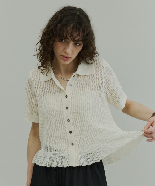 Plumel(プルメル)の「Open-Knit Cropped Knit Cardigan / 透かし編みハーフニットカーディガン(カーディガン/ボレロ・レディース・ブラウン/チャコールグレー/アイボリー・MEDIUM)」の7枚目の写真