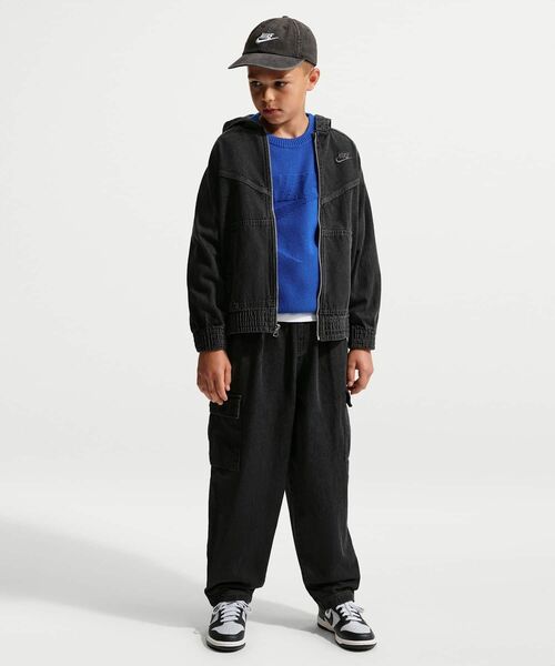 NIKE(ナイキ)の「ナイキ スポーツウェア コレクション ジュニア フルジップ フーデッド デニム ジャケット / Nike Sportswear Collection Big Kids' Full-Zip Hooded Denim Jacket IF2306-010 Black(デニムジャケット・キッズ・ブラック・140/130/160/150)」の12枚目の写真