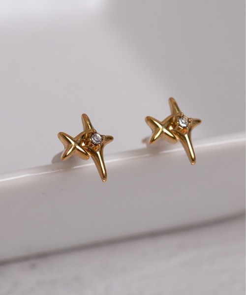 Peony(ピオニー)の「【Peony/ピオニー】ダブルモチーフ ダイヤピアス【アレルギー対応】(ピアス(両耳用)・レディース・シルバー/ゴールド・FREE)」の3枚目の写真