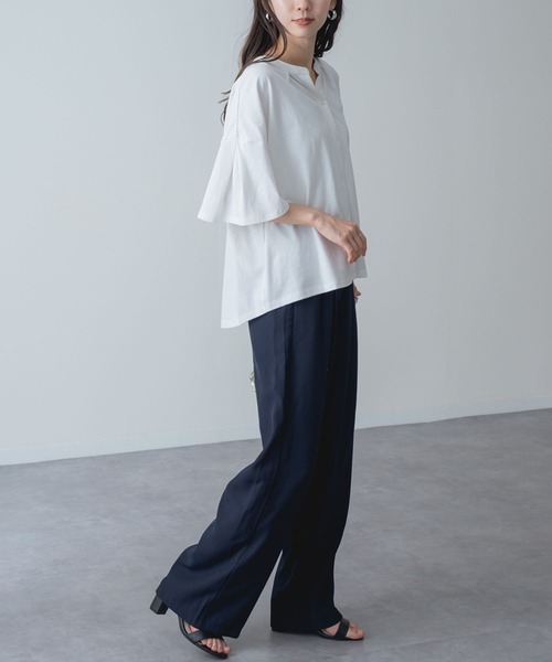 ANNA LUNA（アンナルナ）の「【ANNA LUNA】ふんわり袖 で涼しく華やぐ 袖フレア 5分袖 スキッパートップス（Tシャツ/カットソー・レディース・オフホワイト/ネイビー/ブラック・MEDIUM）」の6枚目の写真