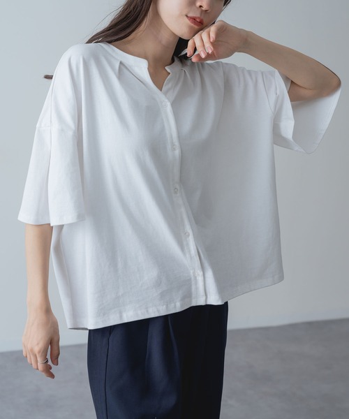 ANNA LUNA（アンナルナ）の「【ANNA LUNA】ふんわり袖 で涼しく華やぐ 袖フレア 5分袖 スキッパートップス（Tシャツ/カットソー・レディース・オフホワイト/ネイビー/ブラック・MEDIUM）」の13枚目の写真
