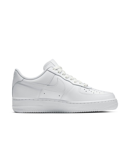 NIKE（ナイキ）の「NIKE Air Force 1 '07（ナイキ ウィメンズ エア フォース 1 '07）（スニーカー・レディース・ホワイト系・25cm/23cm/23.5cm/24cm/24.5cm）」の6枚目の写真
