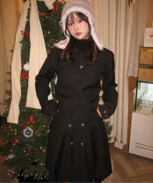 ROGIN N ROSIE(ロギンエンロージー)の「Heart Button Point Blazer Jacket Black(テーラードジャケット・レディース・その他・FREE)」の7枚目の写真