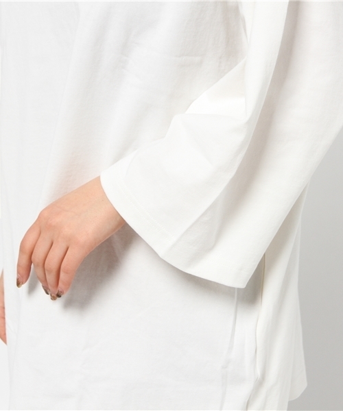 MOUSSY（マウジー）の「HIGH-NECKED COLLER BIG TSJ（Tシャツ/カットソー・レディース・ブラック/オレンジ系その他/ホワイト・FREE）」の10枚目の写真