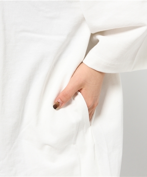 MOUSSY（マウジー）の「HIGH-NECKED COLLER BIG TSJ（Tシャツ/カットソー・レディース・ブラック/オレンジ系その他/ホワイト・FREE）」の11枚目の写真