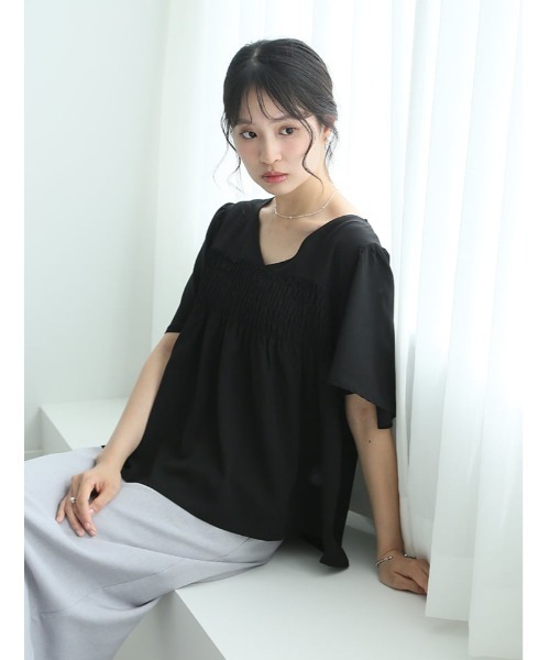 fifth(フィフス)の「【shieセレクト】シアーシャーリングVネックブラウス(シャツ/ブラウス・レディース・ホワイト/ブラック・M)」の17枚目の写真