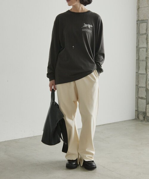 ear PAPILLONNER(イアパピヨネ)の「ラフスウェットパンツ【SUM1 STYLE×MONT KEMMEL】(その他パンツ・レディース・ブラック/アイボリー・FREE)」の22枚目の写真