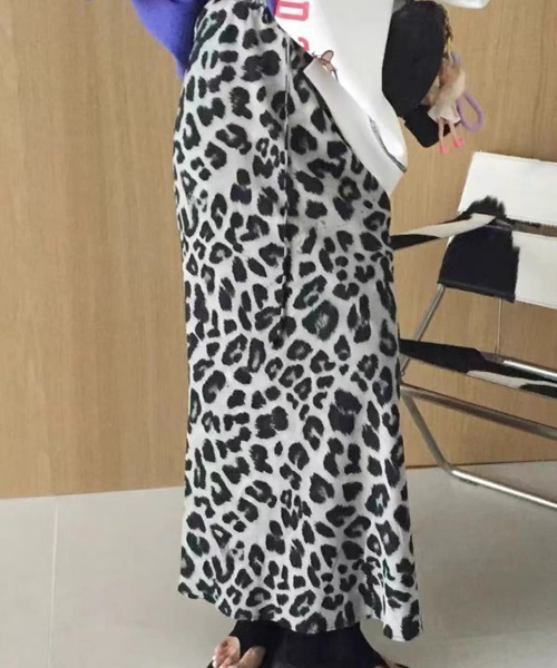 Vipoa(ヴィポア)の「Leopard slim drape skirt(スカート・レディース・ブラウン/グレー・FREE)」の8枚目の写真