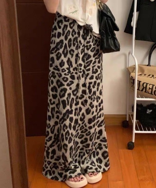Vipoa(ヴィポア)の「Leopard slim drape skirt(スカート・レディース・ブラウン/グレー・FREE)」の22枚目の写真