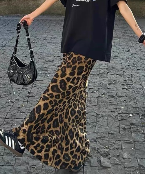 Vipoa(ヴィポア)の「Leopard slim drape skirt(スカート・レディース・ブラウン/グレー・FREE)」の17枚目の写真