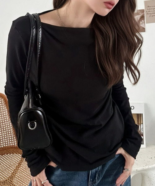 Eclat one(エクラワン)の「【Eclat one】マット ベロア ボートネック トップス(Tシャツ/カットソー・レディース・ブラウン/ブラック/バーガンディー/アイボリー・FREE)」の7枚目の写真