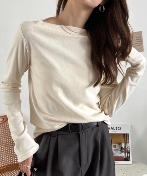 Eclat one(エクラワン)の「【Eclat one】マット ベロア ボートネック トップス(Tシャツ/カットソー・レディース・ブラウン/ブラック/バーガンディー/アイボリー・FREE)」の17枚目の写真