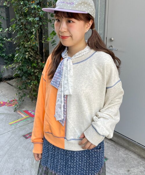 HELLO.SANFRANCISCO(ハローサンフランシスコ)の「【HELLO.SANFRANCISCO】2WAY配色リボンスウェット(スウェット・レディース・ブルー/グレー・ONE SIZE)」の16枚目の写真