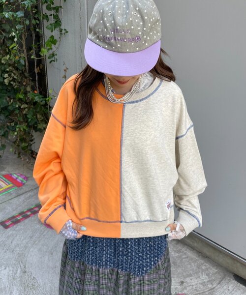 HELLO.SANFRANCISCO(ハローサンフランシスコ)の「【HELLO.SANFRANCISCO】2WAY配色リボンスウェット(スウェット・レディース・ブルー/グレー・ONE SIZE)」の4枚目の写真