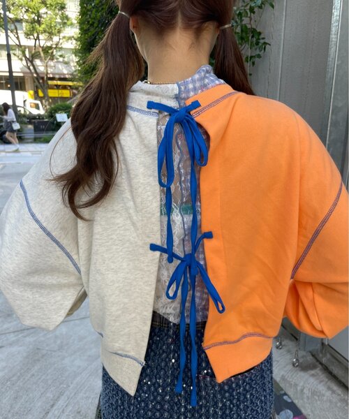 HELLO.SANFRANCISCO(ハローサンフランシスコ)の「【HELLO.SANFRANCISCO】2WAY配色リボンスウェット(スウェット・レディース・ブルー/グレー・ONE SIZE)」の7枚目の写真