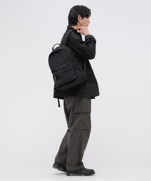 MHL.(エムエイチエル)の「NYLON CANVAS(バックパック/リュック・レディース・ブラック/ベージュ・FREE)」の6枚目の写真