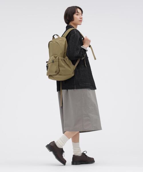 MHL.(エムエイチエル)の「NYLON CANVAS(バックパック/リュック・レディース・ブラック/ベージュ・FREE)」の8枚目の写真