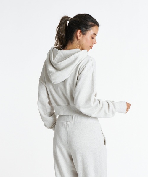 ROXY（ロキシー）の「ROXY SALT FADE ZIP パッチロゴ ジップフーディ スウェットパーカー 【2026年秋冬モデル】/ロキシーショート丈フーディー（パーカー・レディース・グレー/ネイビー/グリーン・MEDIUM/SMALL/LARGE）」の5枚目の写真