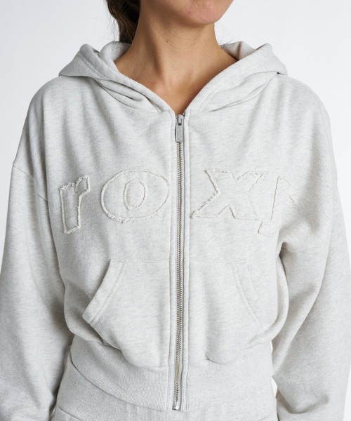 ROXY（ロキシー）の「ROXY SALT FADE ZIP パッチロゴ ジップフーディ スウェットパーカー 【2026年秋冬モデル】/ロキシーショート丈フーディー（パーカー・レディース・グレー/ネイビー/グリーン・MEDIUM/SMALL/LARGE）」の9枚目の写真